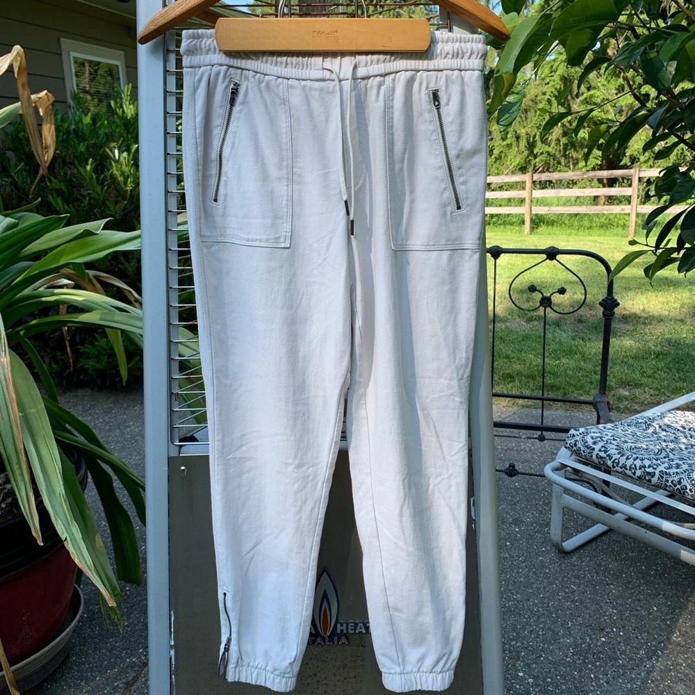 Athleta White Sweatpants for Effortless Comfort